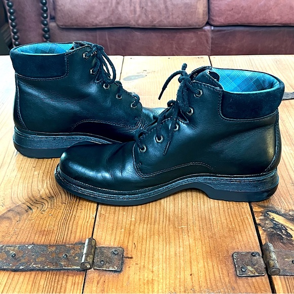 Timberland Leather Waterproof Boots Comfort
Women’s Black Sz 10 Gorpcore Hiking - Picture 9 of 14